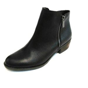 Kenzie Black Leather Ghita Booties Size 8.5M